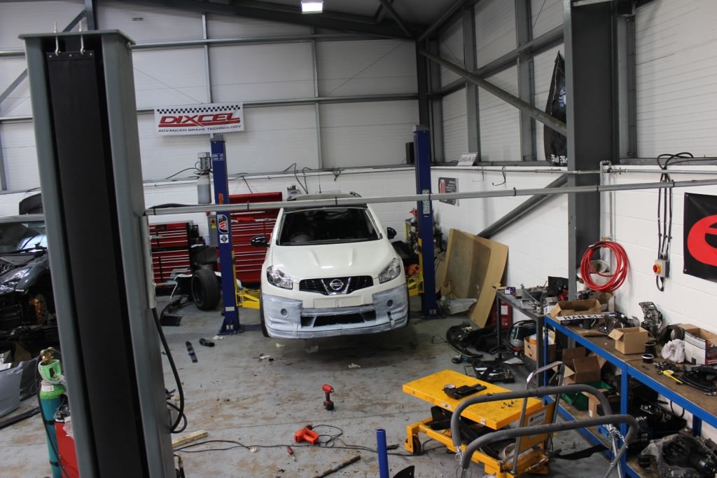 Bugatti Chiron Gücünde Qashqai