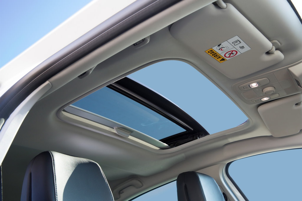 Renault Megane Sedan’ın 72 Fotoğraflık Galerisi