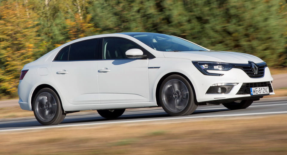 Renault Megane Sedan’ın 72 Fotoğraflık Galerisi