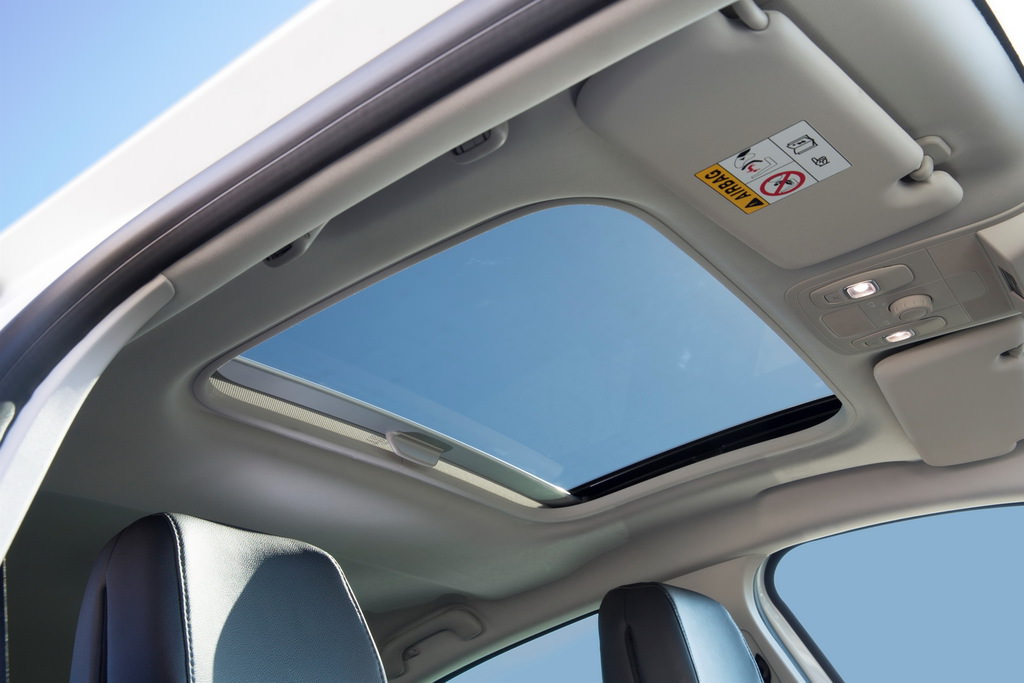 Renault Megane Sedan’ın 72 Fotoğraflık Galerisi