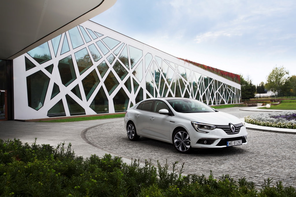 Renault Megane Sedan’ın 72 Fotoğraflık Galerisi