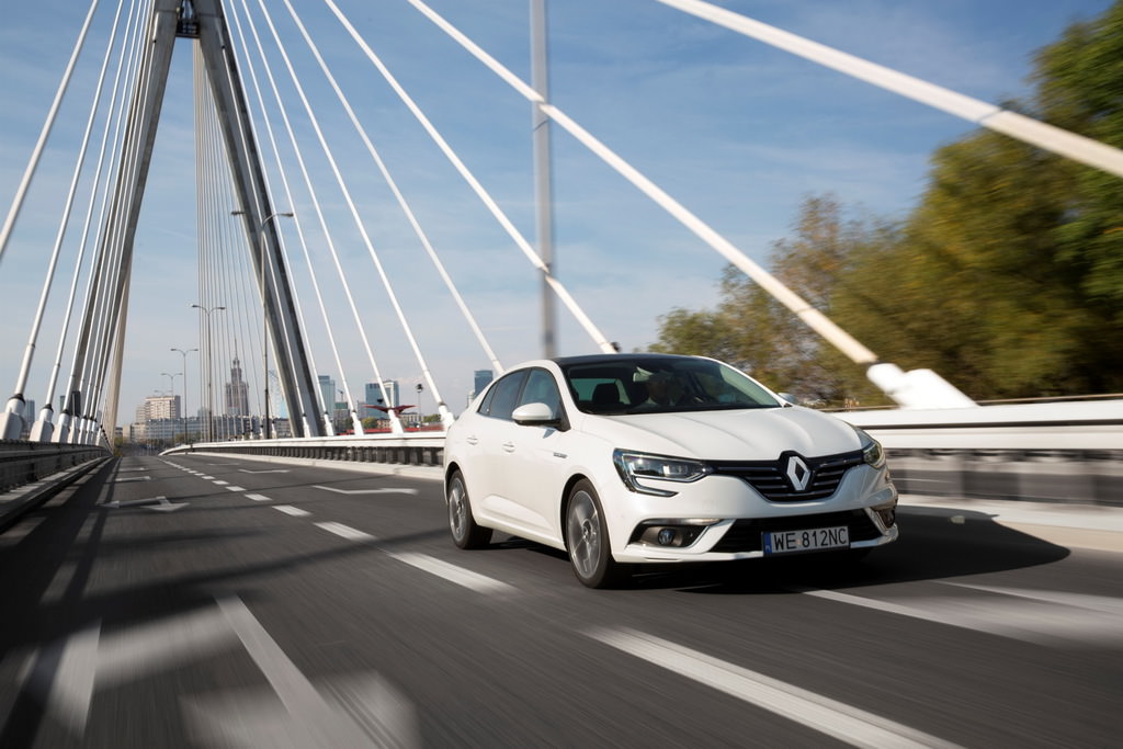 Renault Megane Sedan’ın 72 Fotoğraflık Galerisi