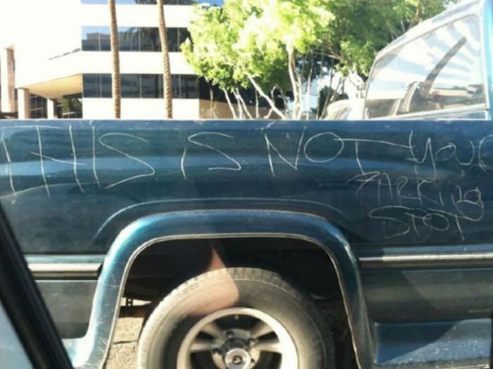 Park ederken dikkat!.