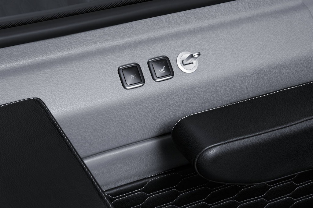 Brabus imzalı yürüyen ofis