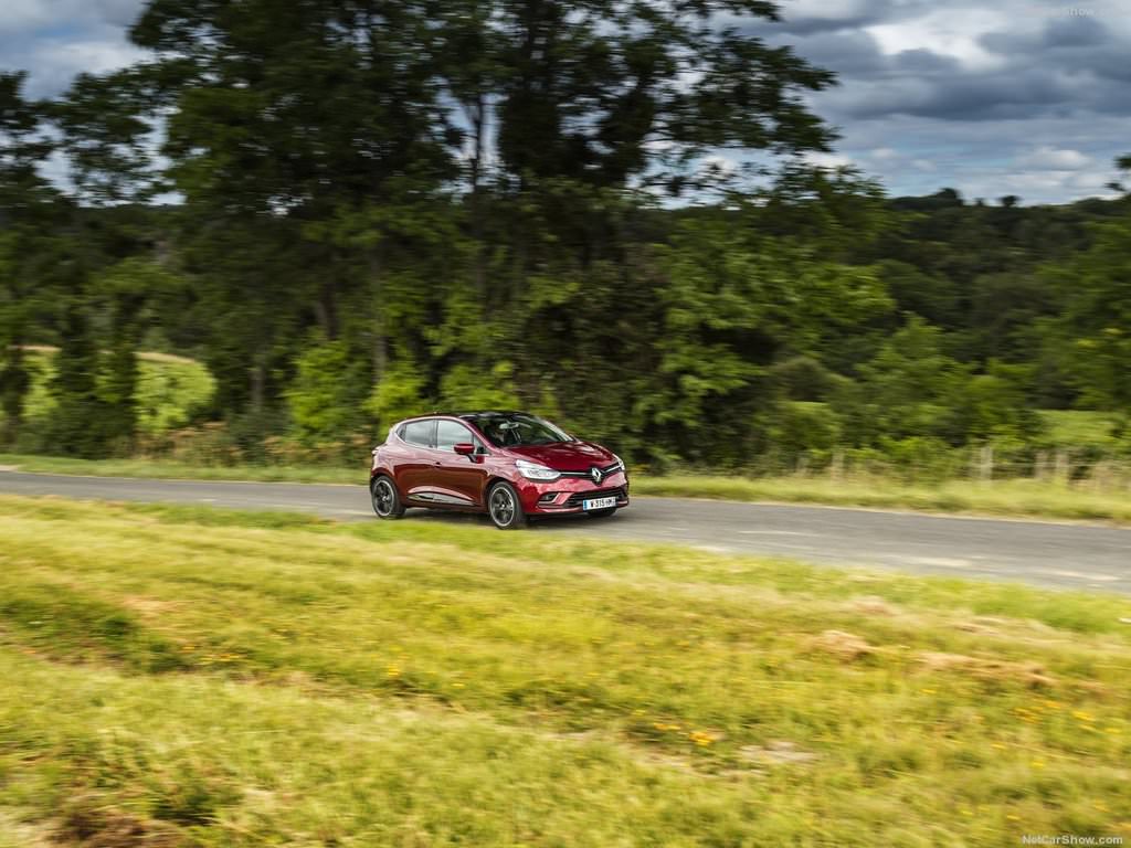 Yenilenen Clio Türkiye'de satışa sunuldu