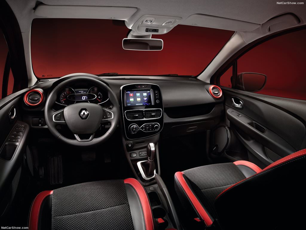 Yenilenen Clio Türkiye'de satışa sunuldu