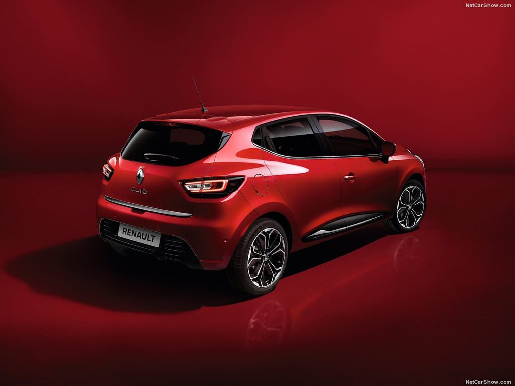 Yenilenen Clio Türkiye'de satışa sunuldu