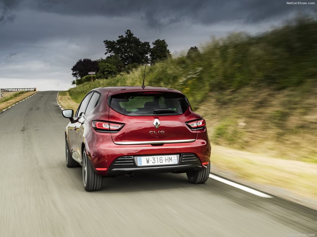 Yenilenen Clio Türkiye'de satışa sunuldu