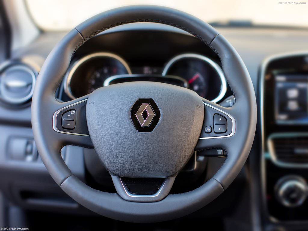 Yenilenen Clio Türkiye'de satışa sunuldu