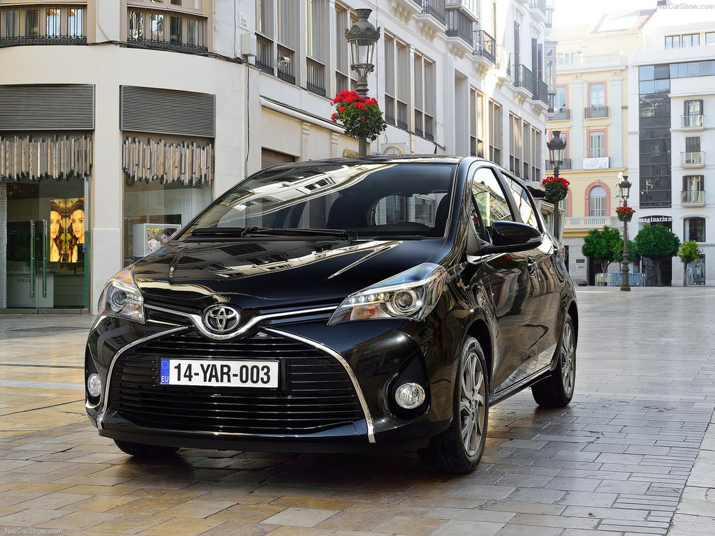 Toyota Yaris fotoğrafları