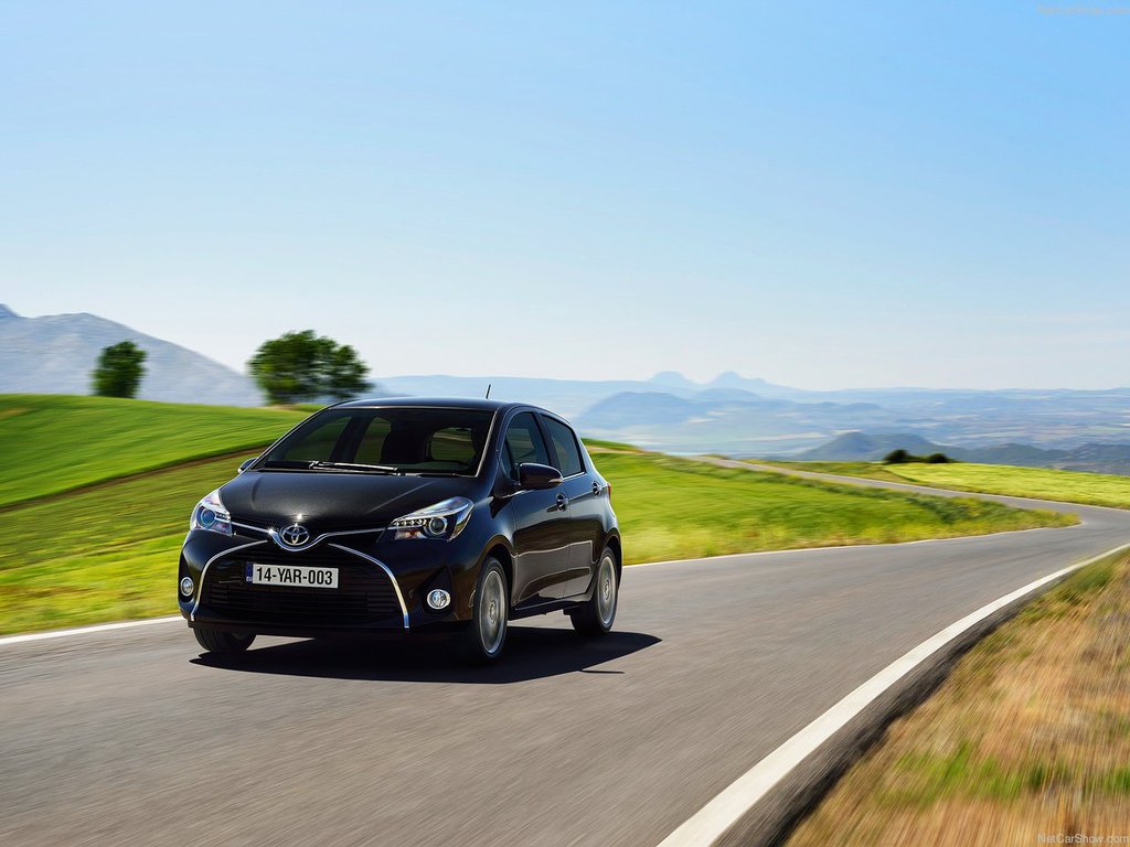 Toyota Yaris fotoğrafları
