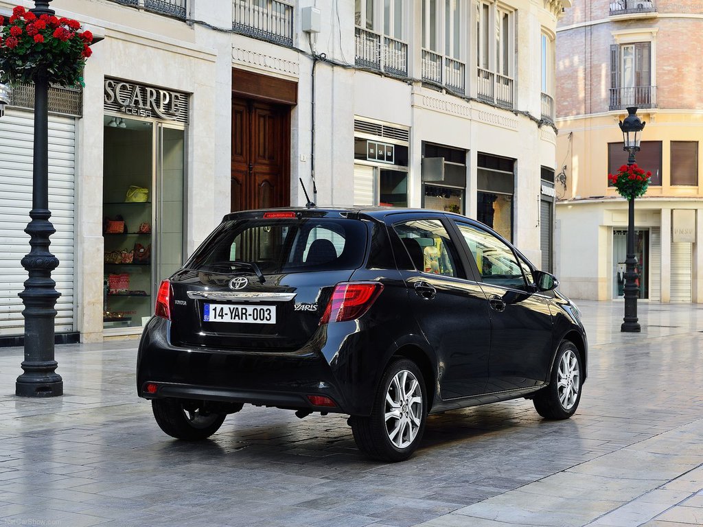 Toyota Yaris fotoğrafları