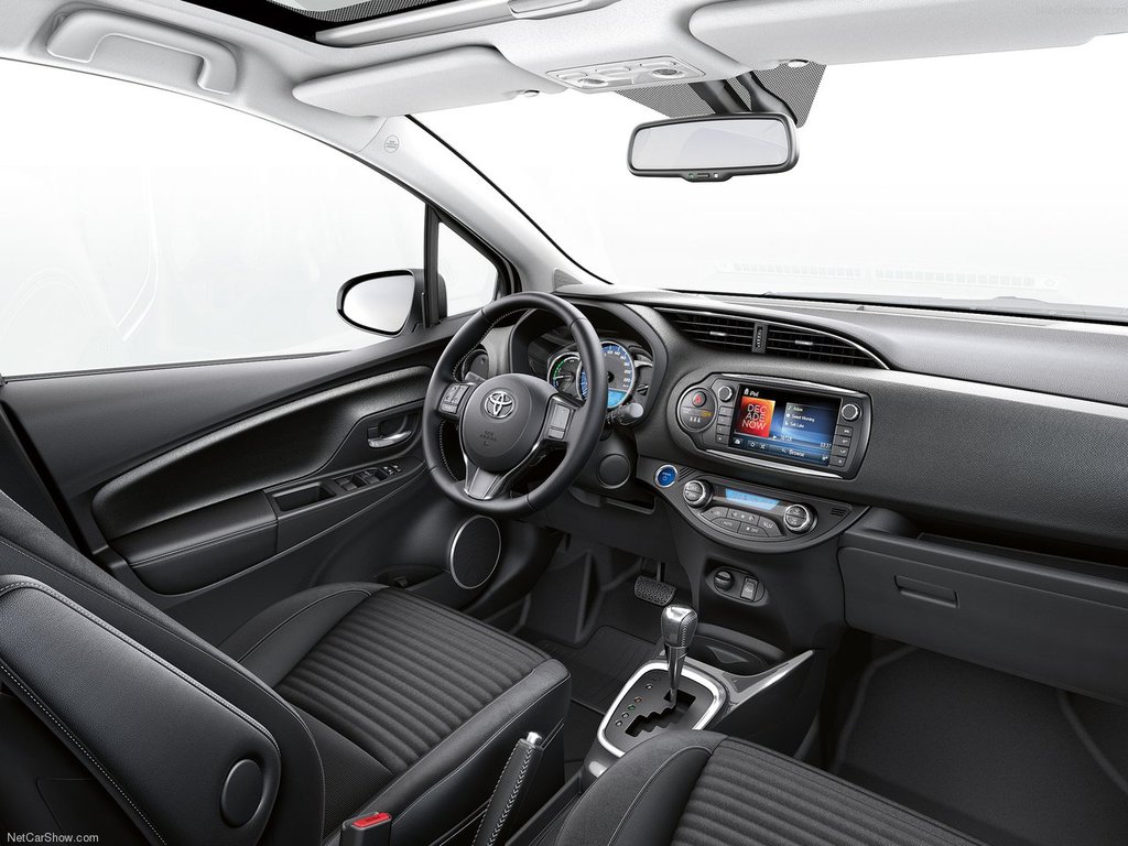 Toyota Yaris fotoğrafları