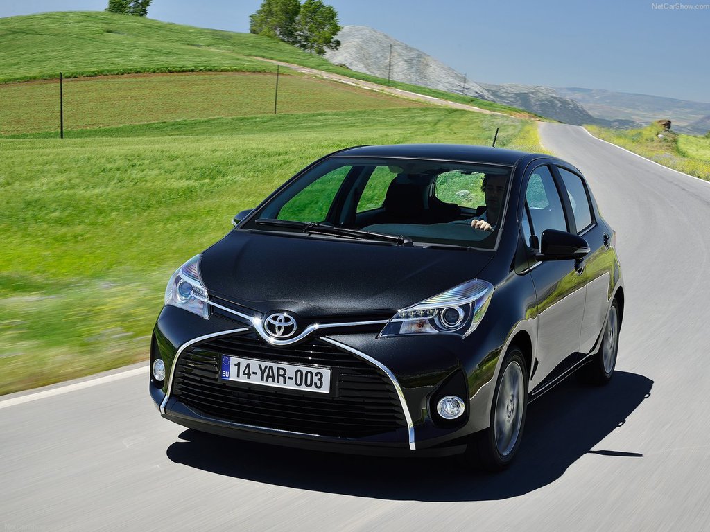 Toyota Yaris fotoğrafları
