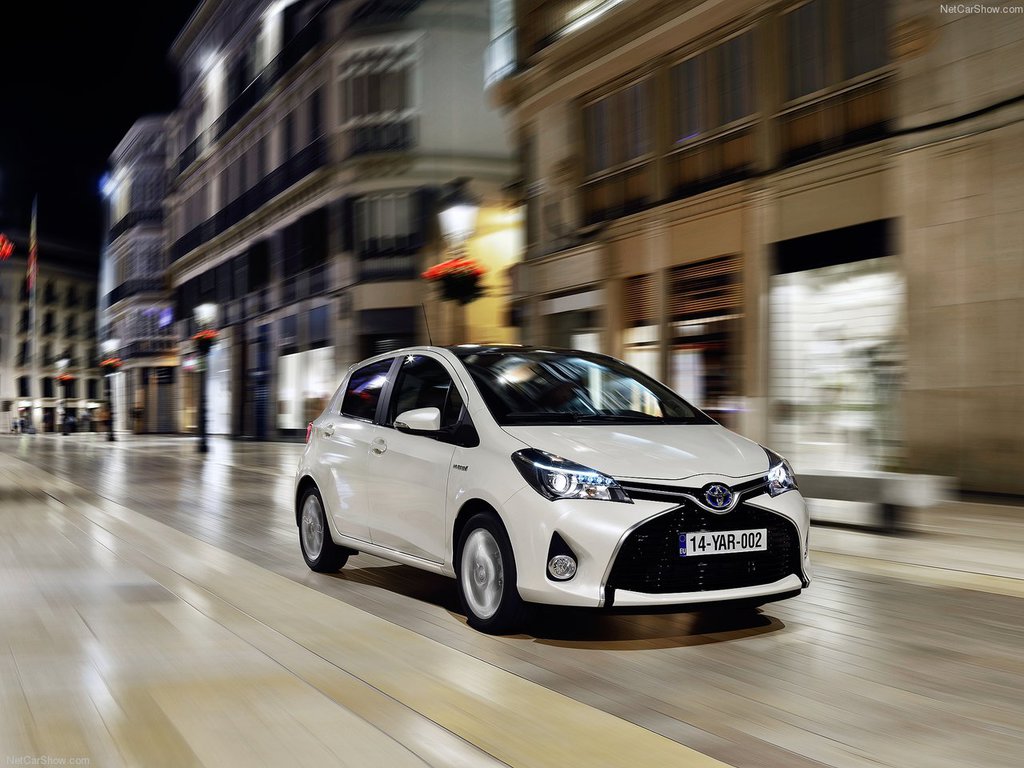 Toyota Yaris fotoğrafları