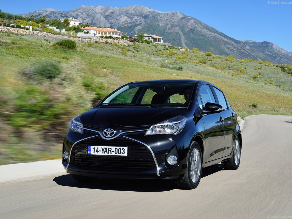 Toyota Yaris fotoğrafları
