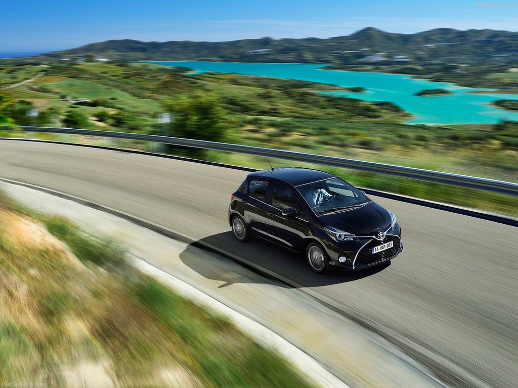Toyota Yaris fotoğrafları