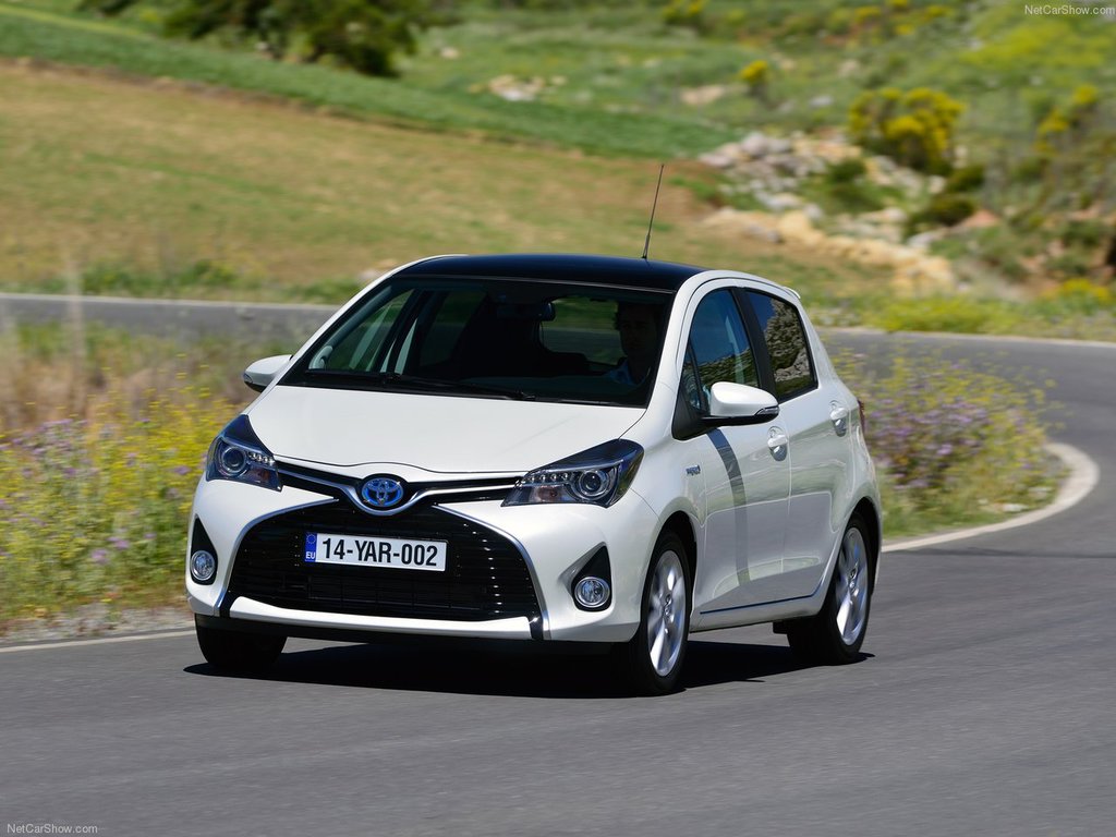 Toyota Yaris fotoğrafları