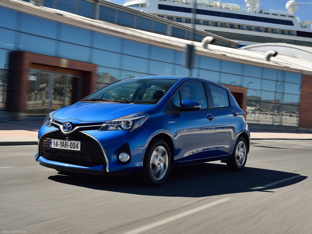 Toyota Yaris fotoğrafları
