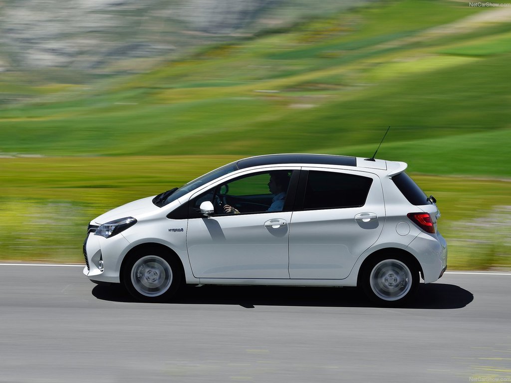 Toyota Yaris fotoğrafları