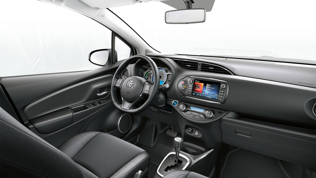 Toyota Yaris fotoğrafları