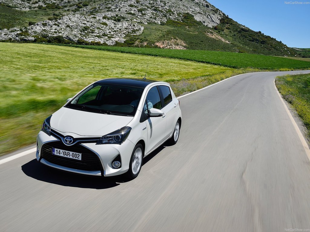 Toyota Yaris fotoğrafları
