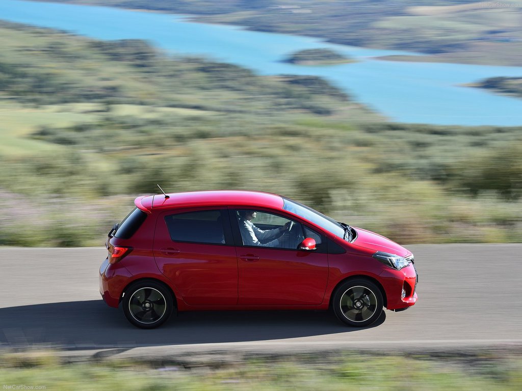 Toyota Yaris fotoğrafları