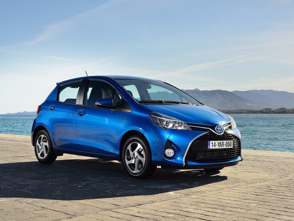 Toyota Yaris fotoğrafları