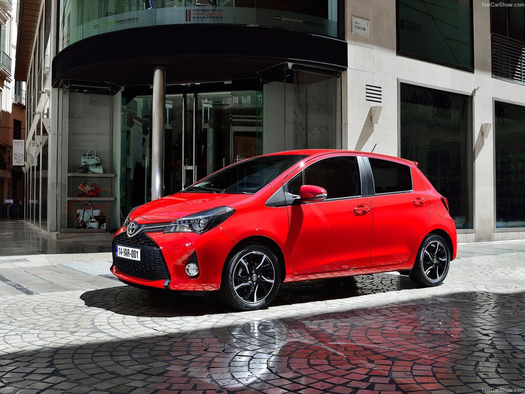 Toyota Yaris fotoğrafları