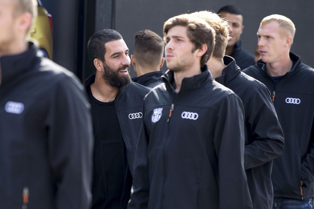  Audi’den Barcelona’lı futbolculara yeni otomobiller