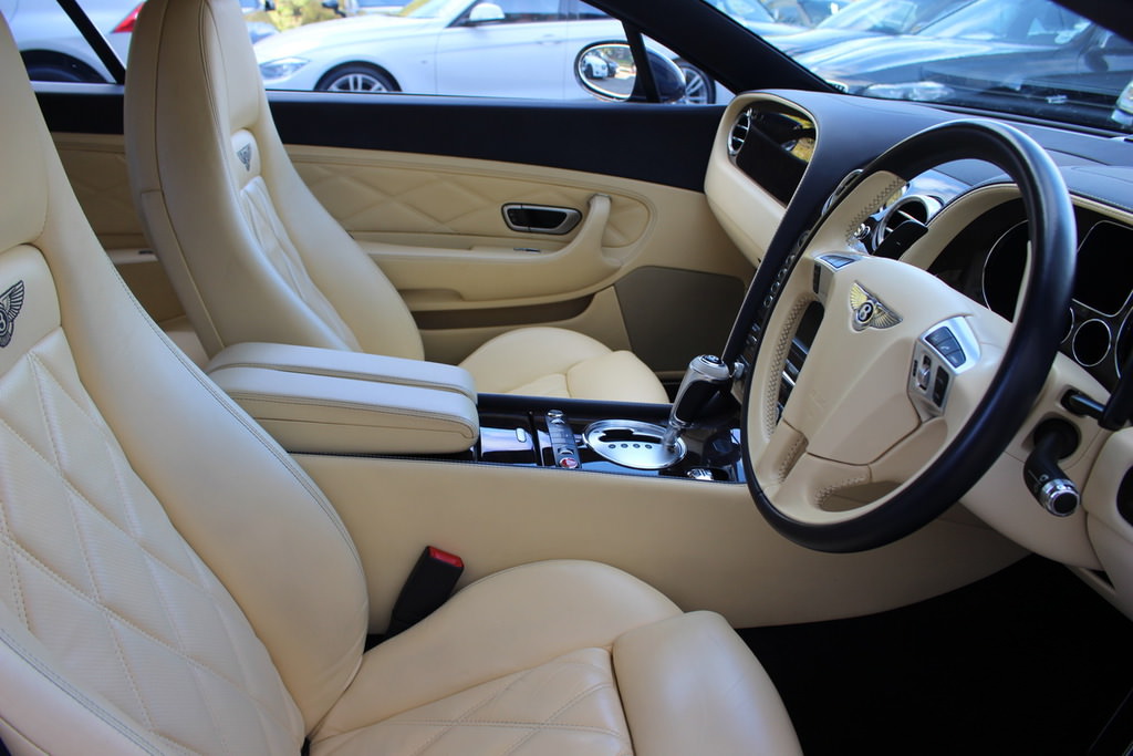 Cristiano Ronaldo’nun Bentley’i satışta