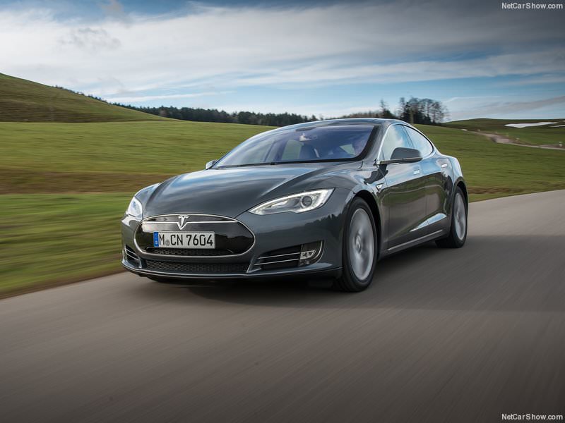 Tesla Supercharger'lar artık ücretli olacak