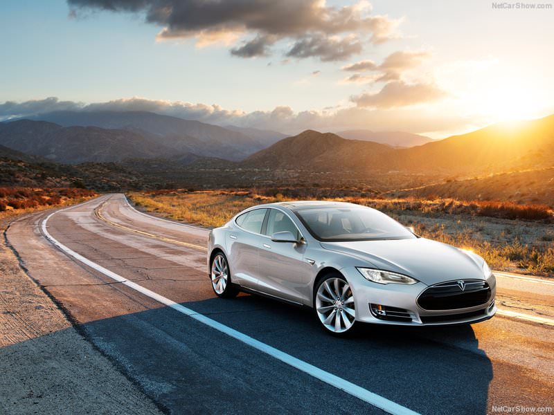 Tesla Supercharger'lar artık ücretli olacak