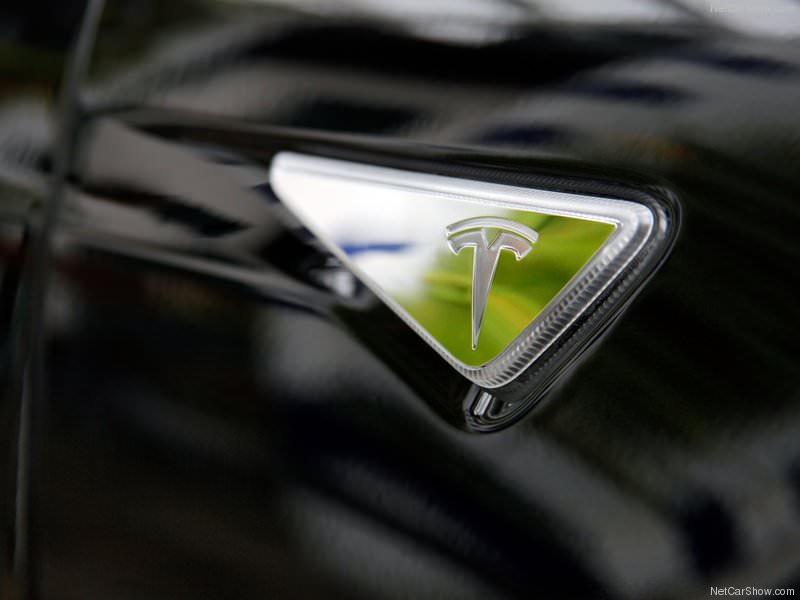 Tesla Supercharger'lar artık ücretli olacak