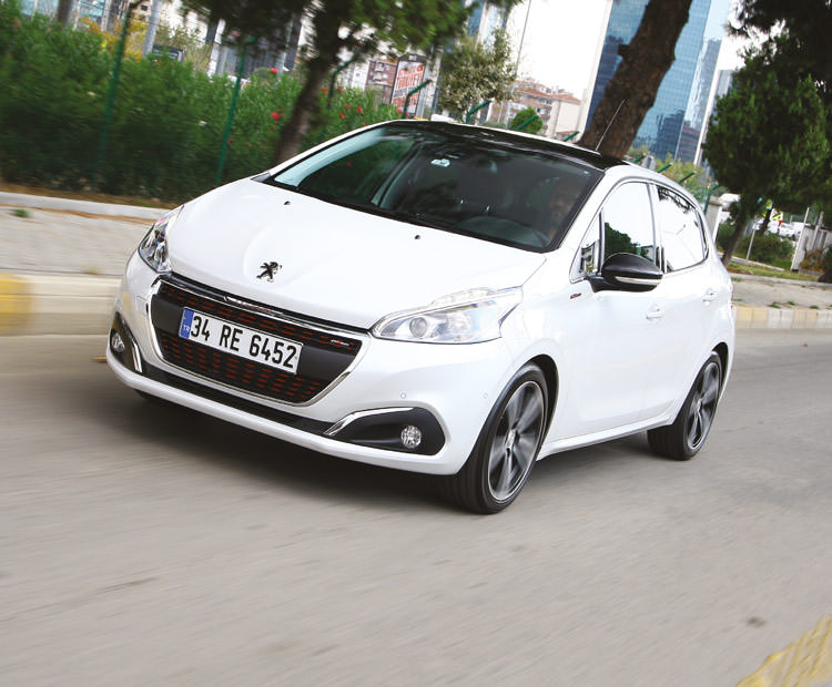Peugeot 208 1.2 GT Line