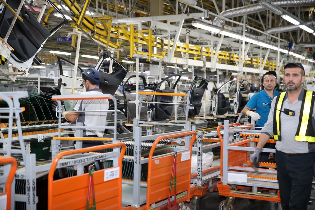 2017 Toyota C-HR Satış fiyatı belli oldu