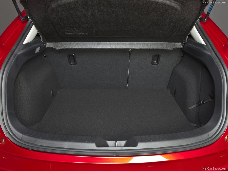 Tüm dizel otomatik kompakt hatchback'ler