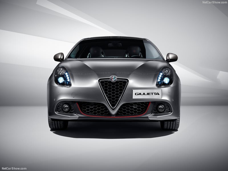 Tüm dizel otomatik kompakt hatchback'ler