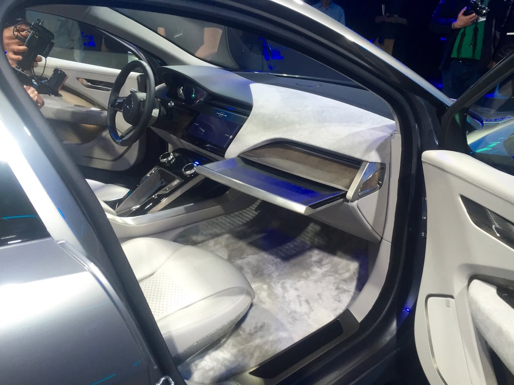 Jaguar’ın yeni elektrikli konsepti