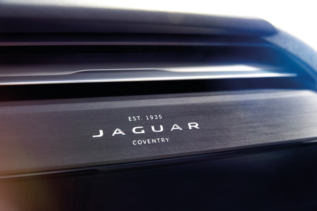 Jaguar’ın yeni elektrikli konsepti