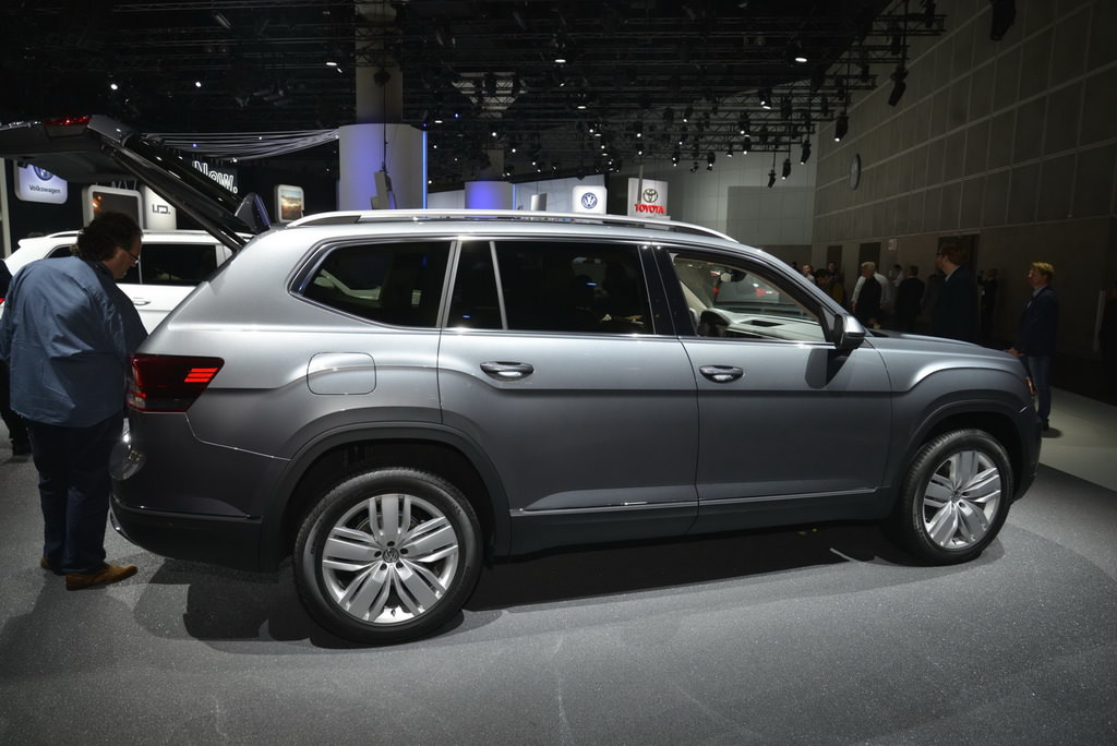 VW’nişn 7 kişilik SUV’u Los Angeles’ta sergileniyor