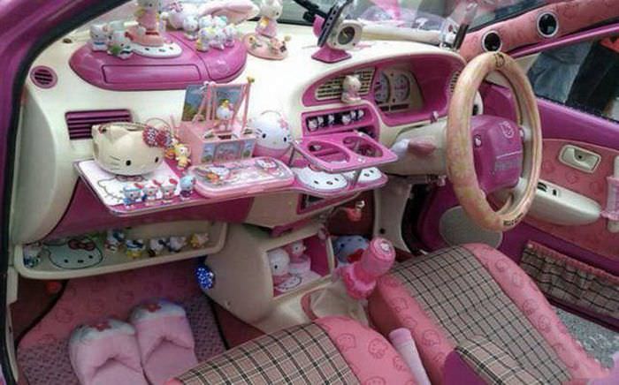 Kadınların otomobillerle imtihanı!
