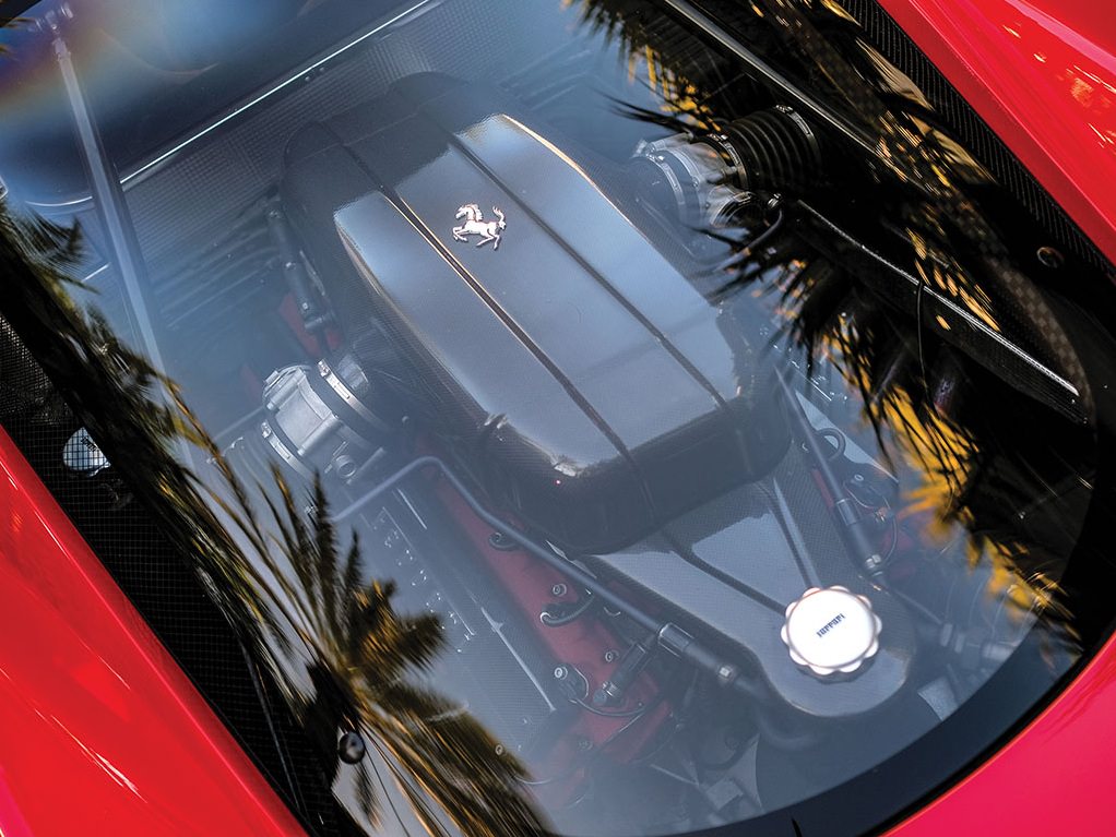 Tommy Hilfiger’ın Ferrari’si satışta