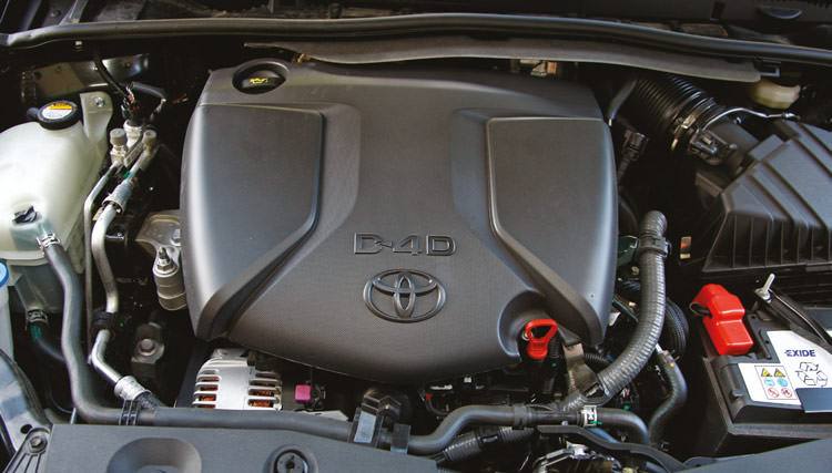 UZUN DÖNEM TESTİ · Toyota Avensis 1.6 D-4D