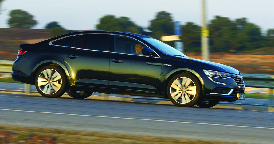 KARŞILAŞTIRMA · Opel Insignia, Renault Talisman, Skoda Superb