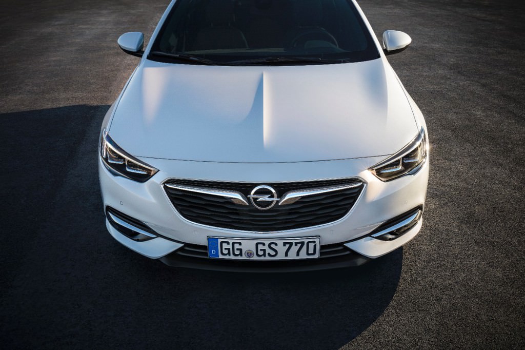 İşte yeni Insignia Grand Sport