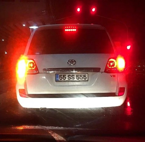 Türkiye'de denk gelebileceğiniz en ilginç ve dikkat çekici 19 plaka