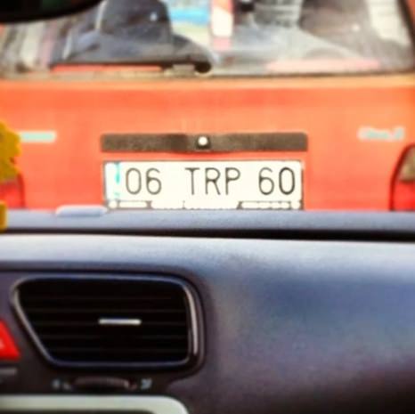 Türkiye'de denk gelebileceğiniz en ilginç ve dikkat çekici 19 plaka