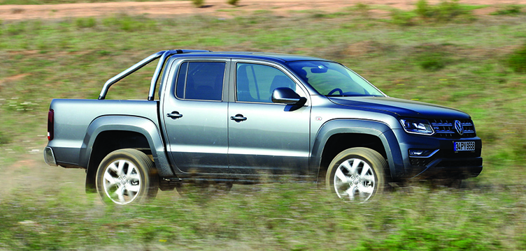 KARŞILAŞTIRMA · Ford Ranger 3.2L TDCi 4x4 Wildtrak, Nissan Navara 4x4 A/T, VW Amarok 3.0 V6 TDI 4x4