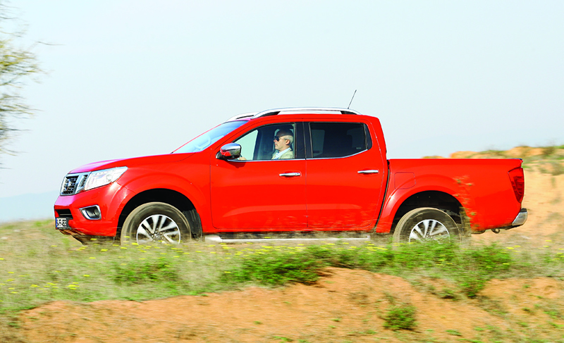 KARŞILAŞTIRMA · Ford Ranger 3.2L TDCi 4x4 Wildtrak, Nissan Navara 4x4 A/T, VW Amarok 3.0 V6 TDI 4x4